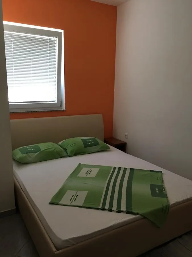 Apartments Curic Затон