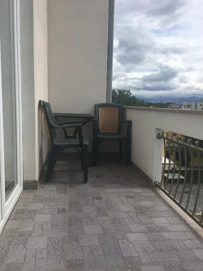 Apartments Curic Затон