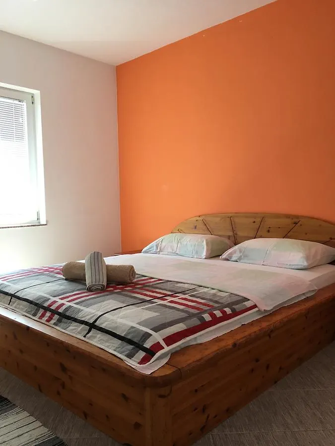 Apartments Curic Затон 0*,  Хорватия
